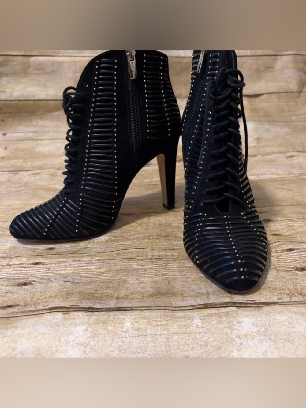Vince Camuto Megara Bootie - Size 8.5 - Picture 6 of 6
